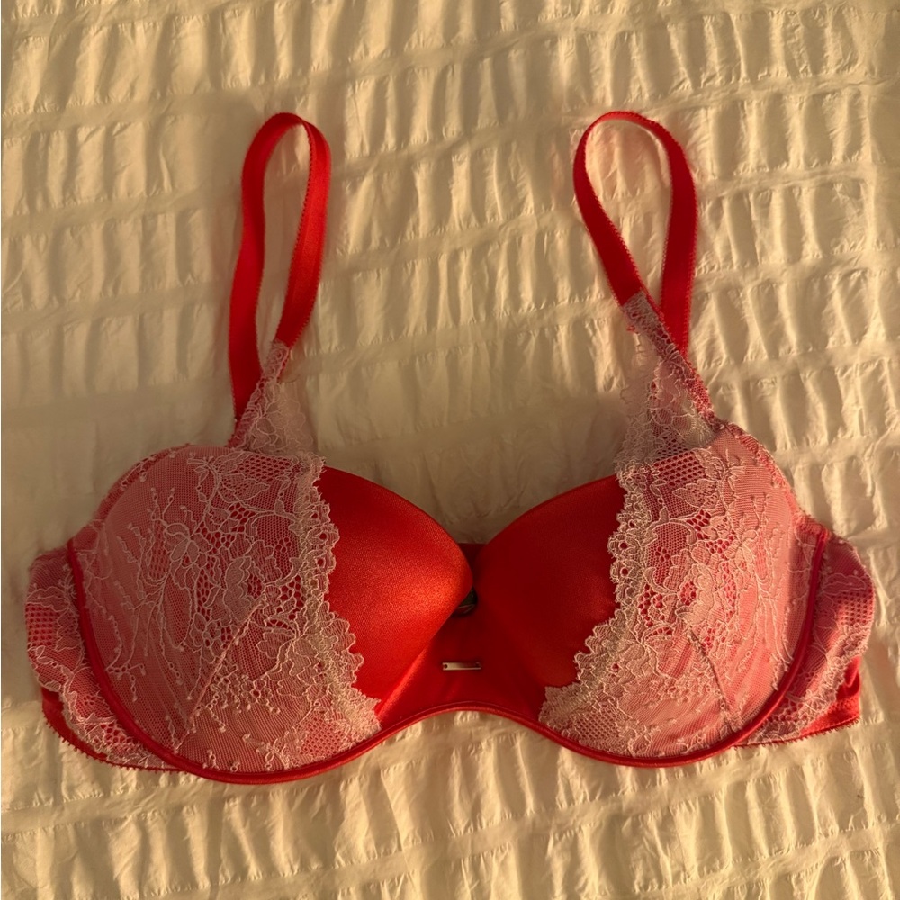 Victoria's Secret Coral and White Lace Bra